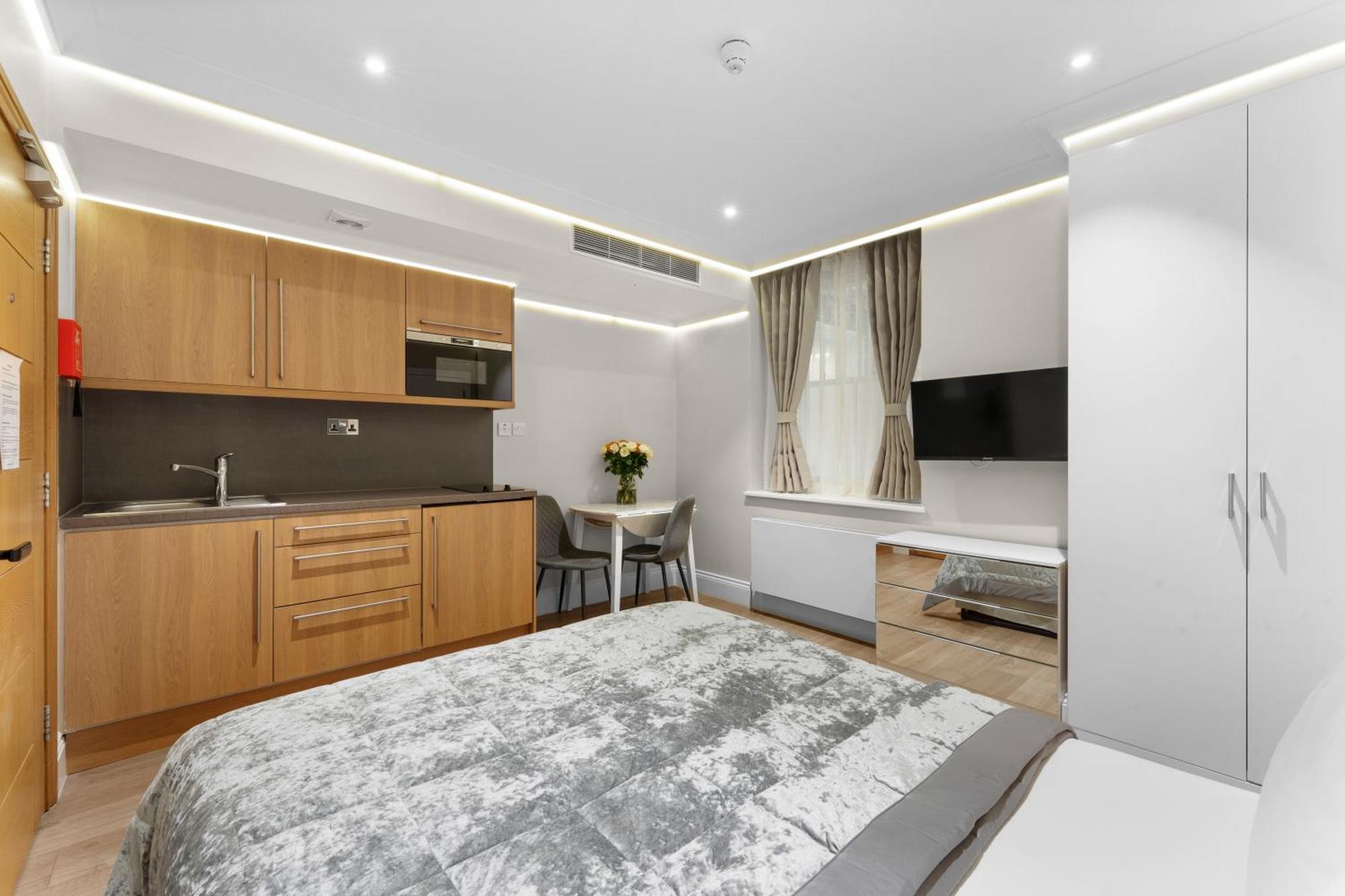Cleveland Residences Russell Square Лондон Экстерьер фото
